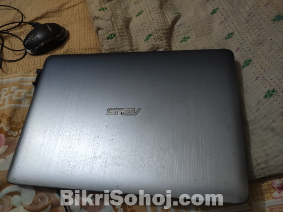 ASUS Notebook